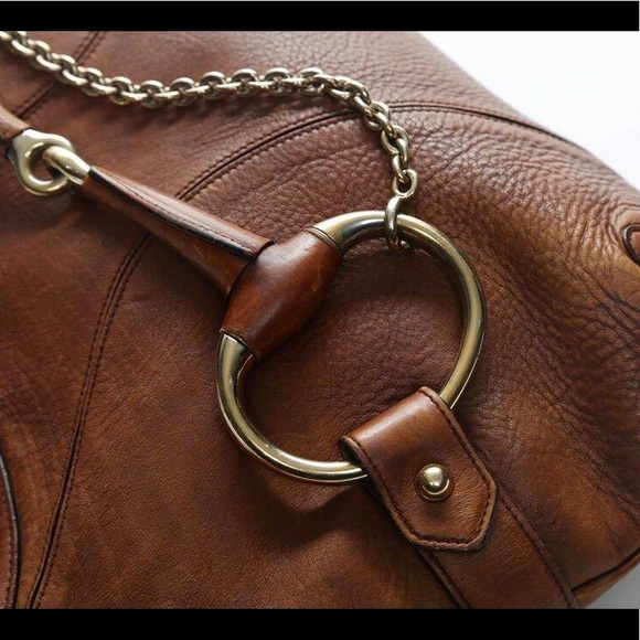 Large Brown Gucci Leather Horsebit Hobo Bag. Single Brown Leather Strap - Picture 5 of 9